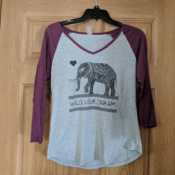 Wild Love Dream 3/4 sleeve elephant top - Picture 1 of 2